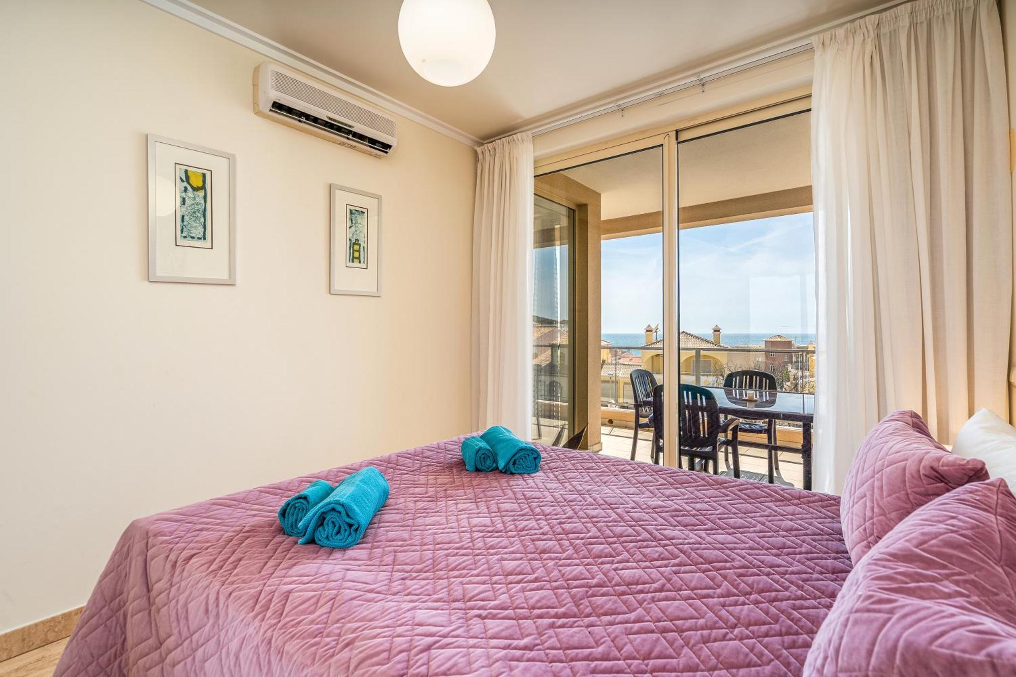 Apt Brightness Comfort In Burgau Exterior photo
