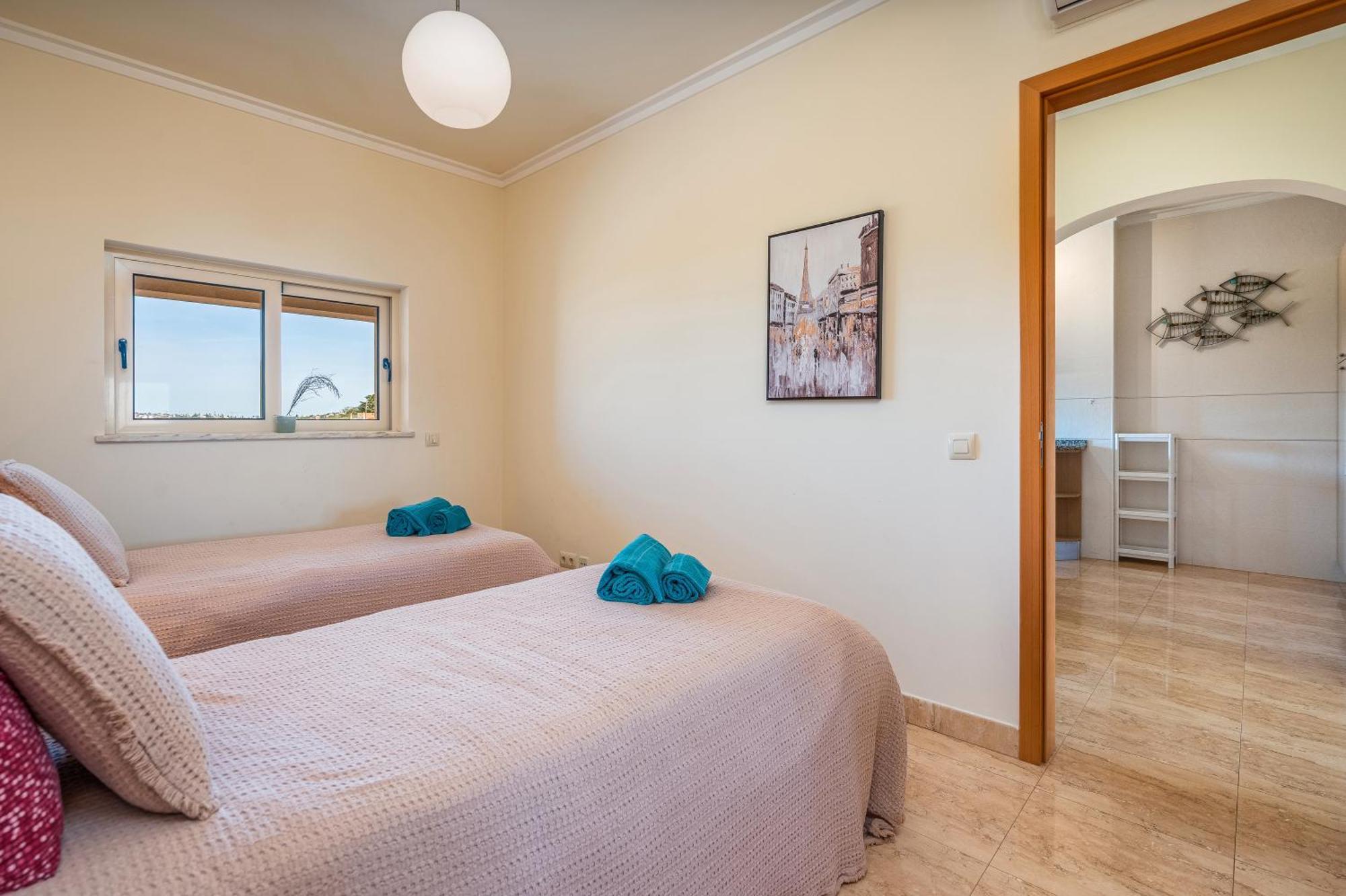 Apt Brightness Comfort In Burgau Exterior photo